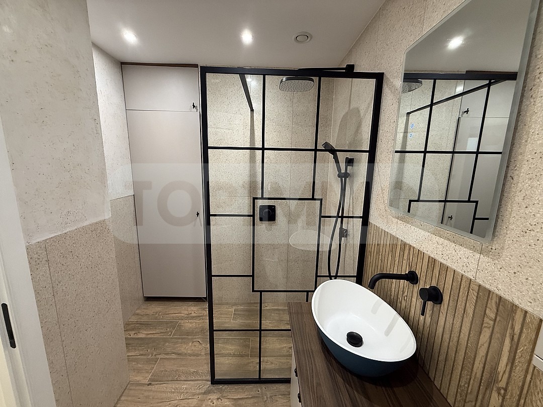 Дава под наем КЪЩА, гр. Варна, Гръцка махала, снимка 13 - Къщи - 52479197