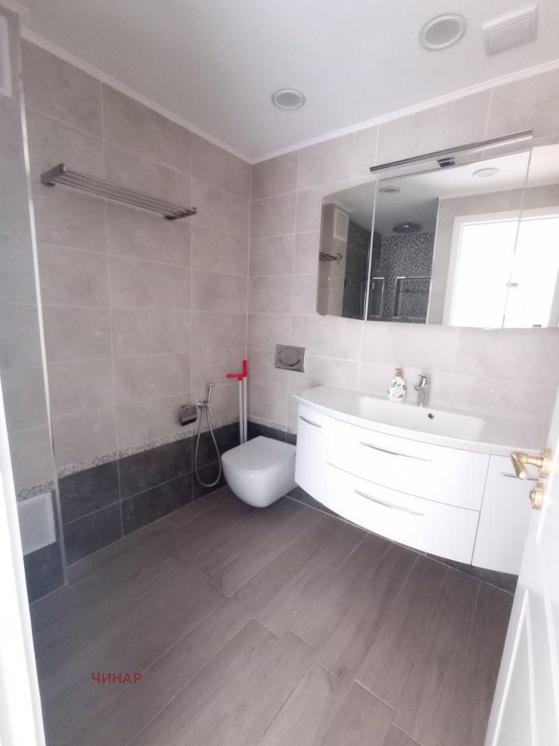 Zu vermieten  2 Schlafzimmer Sofia , Zentar , 91 qm | 14936306 - Bild [14]