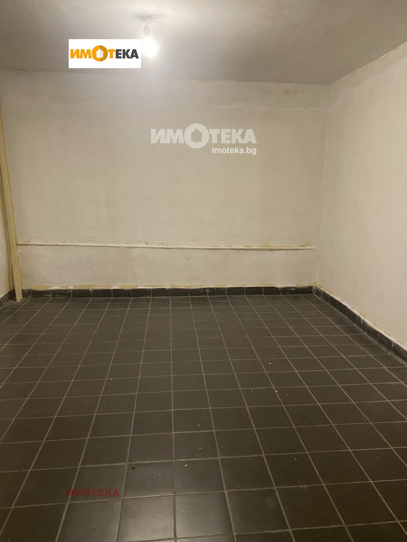 För uthyrning  Kontor Sofia , Borovo , 122 kvm | 75367269 - bild [3]