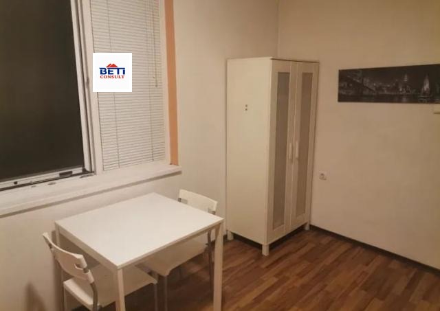 Дава под наем СТАЯ, гр. София, Оборище, снимка 3 - Стаи под наем - 56281081