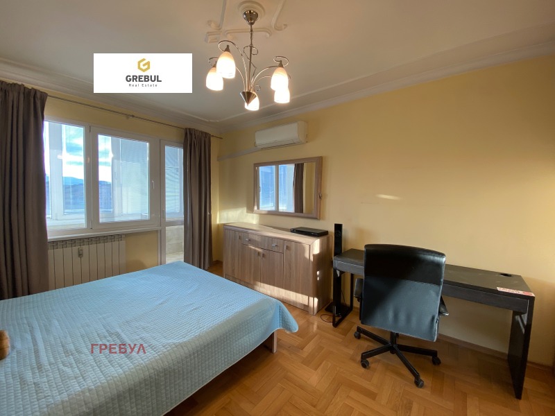 De inchiriat  1 dormitor Sofia , Mediținsca academiia , 68 mp | 57011059 - imagine [2]