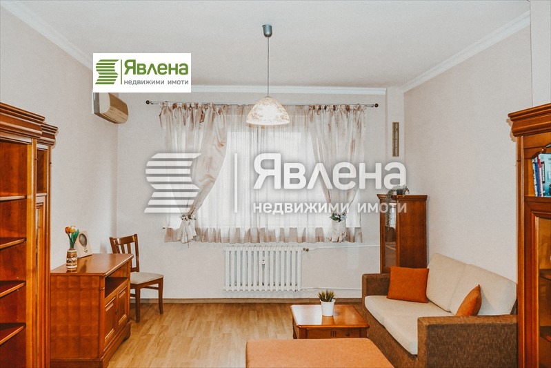 Дава под наем  2-стаен град София , Център , 78 кв.м | 57899161