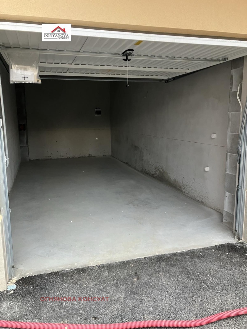 Para alugar  Garagem Sofia , Obelia 1 , 25 m² | 19438532