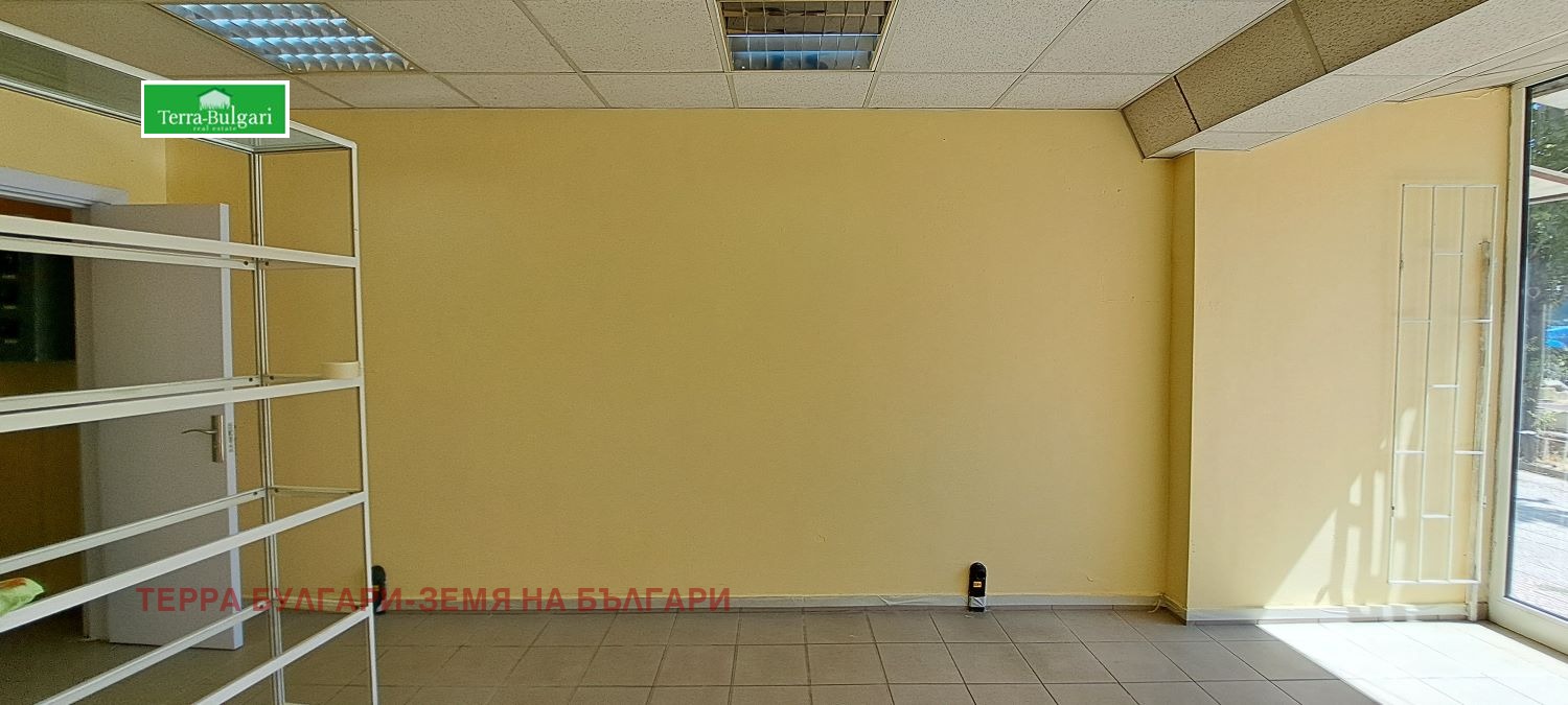 Дава под наем СКЛАД, гр. Перник, Център, снимка 7 - Складове - 53853148