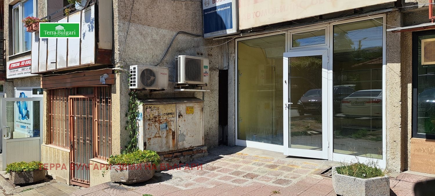 Дава под наем СКЛАД, гр. Перник, Център