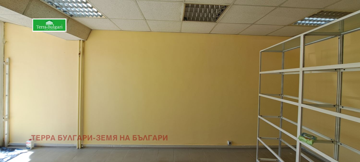 Дава под наем СКЛАД, гр. Перник, Център, снимка 6 - Складове - 53853148