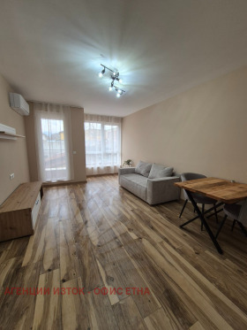 1 dormitorio Poduyane, Sofia 8