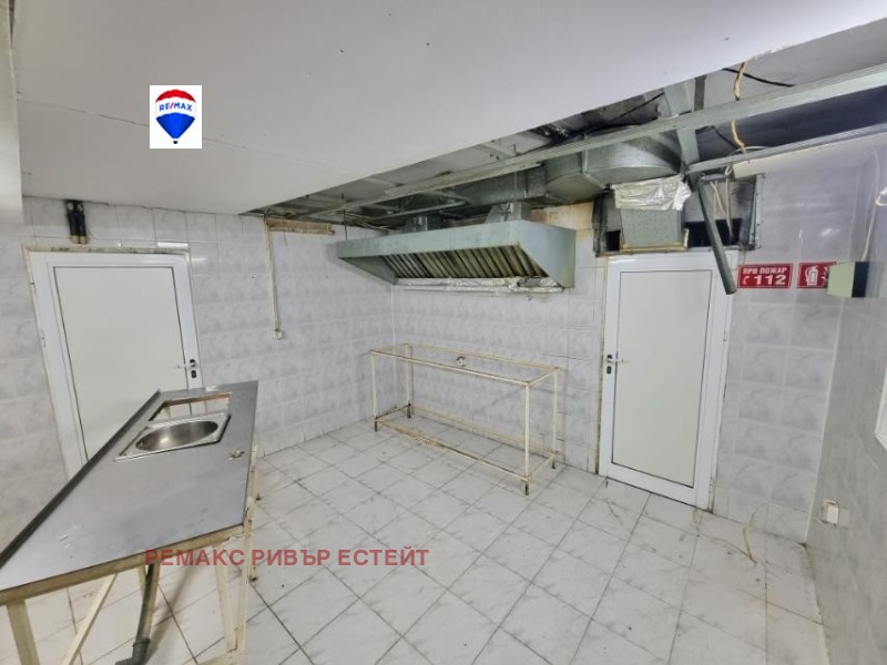 Дава под наем  Заведение град Русе , Център , 370 кв.м | 86321377 - изображение [10]