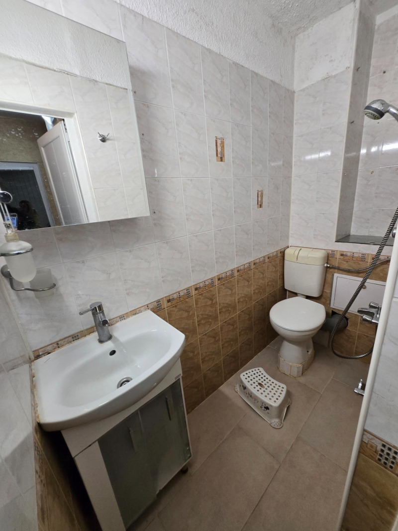 Дава под наем 2-СТАЕН, гр. София, Надежда 3, снимка 4 - Апартаменти - 52611122