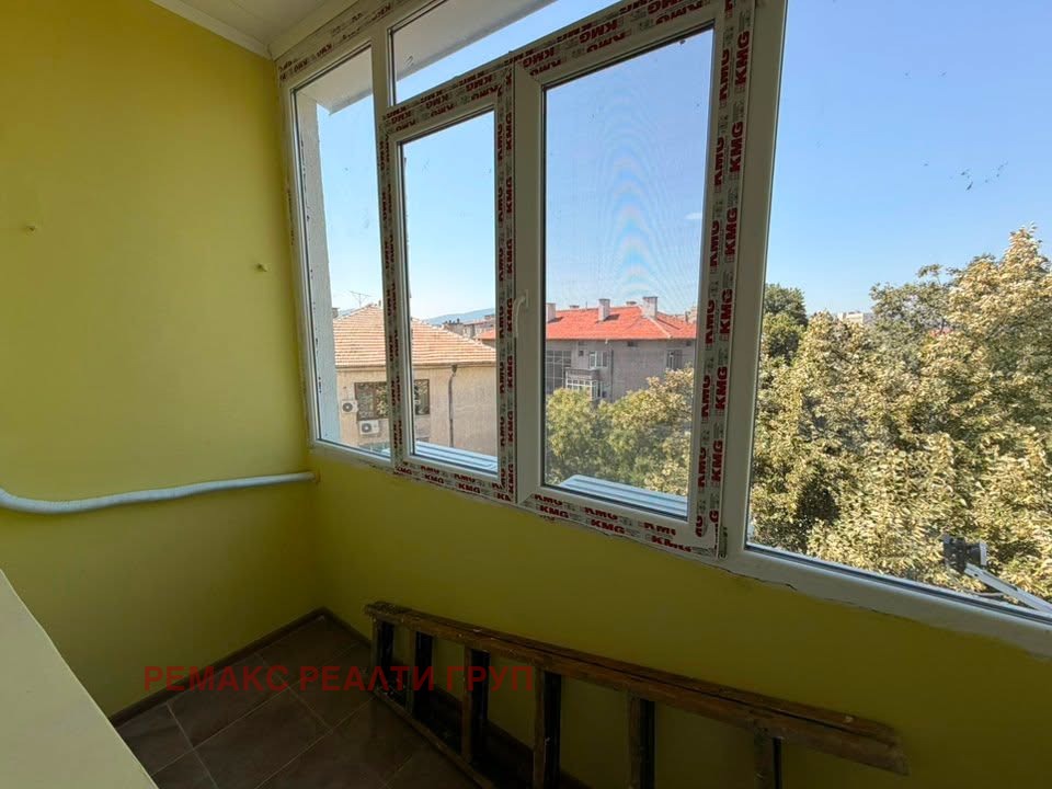 Дава под наем 4-СТАЕН, гр. Търговище, Център, снимка 3 - Апартаменти - 55658912