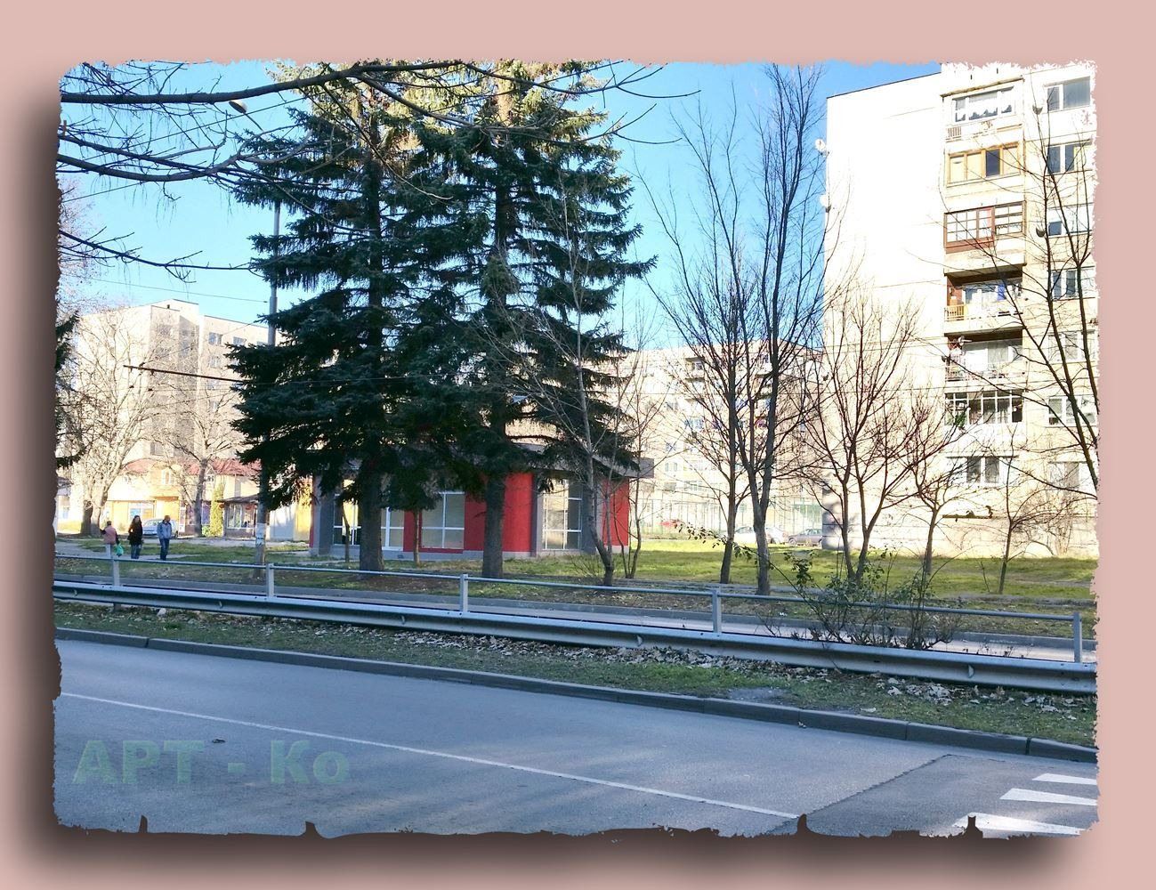 Дава под наем МАГАЗИН, гр. Перник, Изток, снимка 11 - Магазини - 55921646