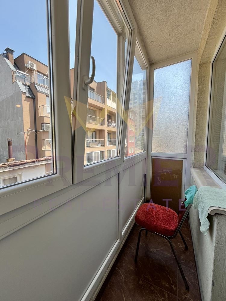 En renta  1 dormitorio Varna , Koljozen pazar , 50 metros cuadrados | 31283971 - imagen [10]