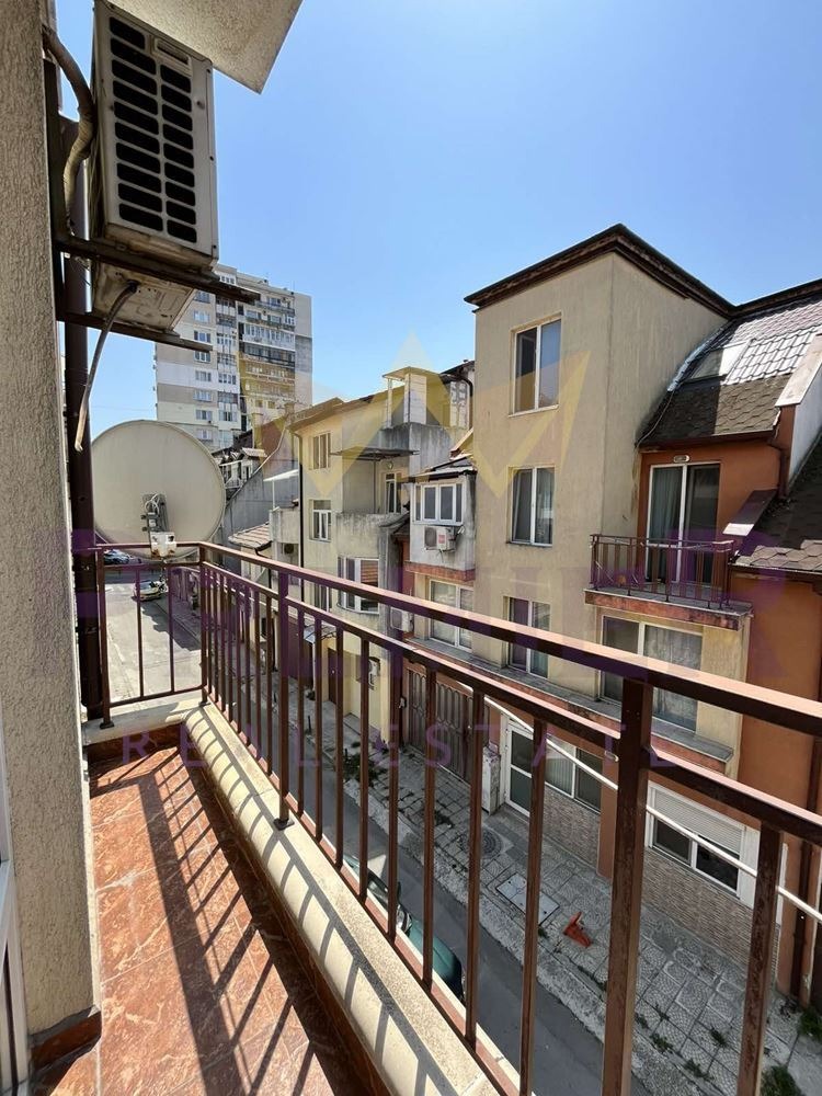 En renta  1 dormitorio Varna , Koljozen pazar , 50 metros cuadrados | 31283971 - imagen [9]