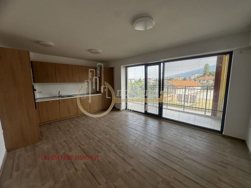 Дава под нем  3-стаен, град София, Овча купел •  800 EUR • ID 51028419 — holmes.bg - [1] 