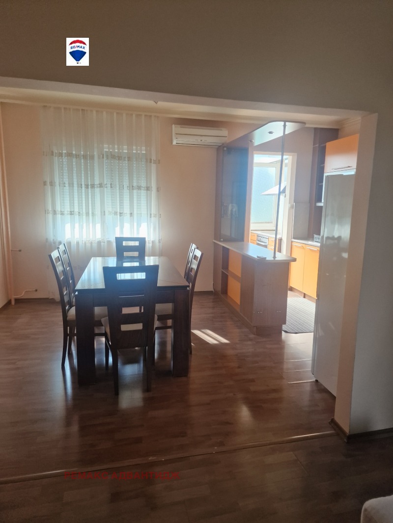 В оренду  2 спальні Пловдив , Тракия , 98 кв.м | 45371326 - зображення [2]