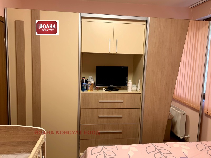 Zu vermieten  1 Schlafzimmer Plewen , Schirok zentar , 60 qm | 23120776 - Bild [7]