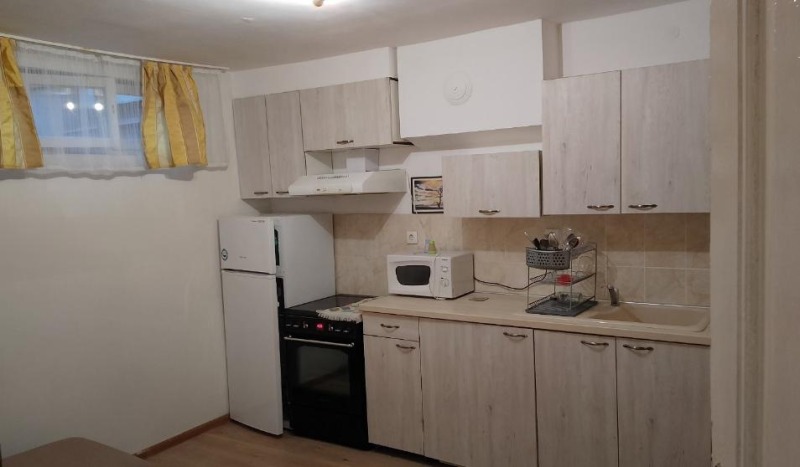 Дава под наем  2-стаен град Пловдив , Център , 50 кв.м | 92887297 - изображение [2]