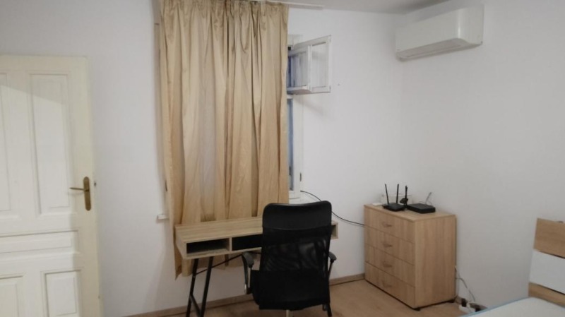 Дава под наем  2-стаен град Пловдив , Център , 50 кв.м | 92887297 - изображение [4]