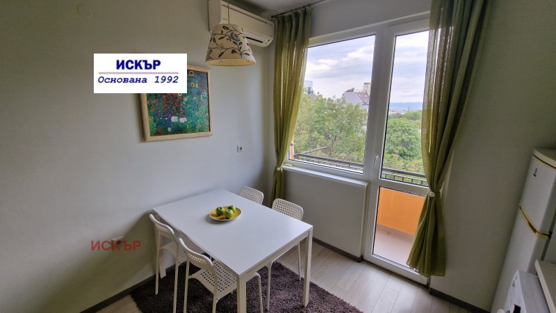 Zu vermieten  1 Schlafzimmer Sofia , Zentar , 75 qm | 35083362 - Bild [12]
