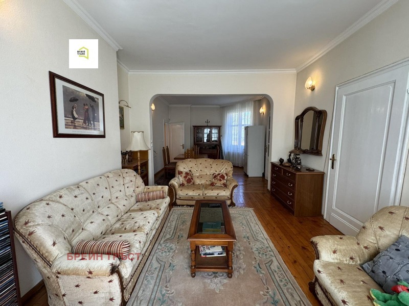 Дава под Наем 2-СТАЕН в град София, Докторски паметник - 77 кв.м / 1 200 € » 2 347.00 лв., БРЕЙН ТРЪСТ