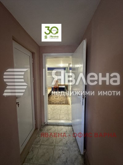 Дава под наем  2-стаен град Варна , Базар Левски , 50 кв.м | 50580557 - изображение [4]