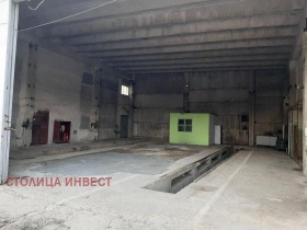 Garage Sredna kula, Ruse 3