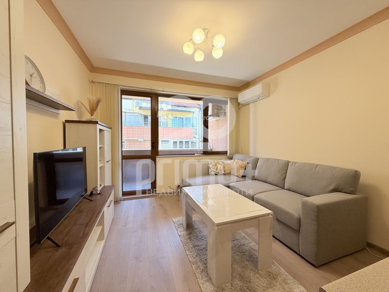 A louer  1 chambre Sofia , Tsentar , 60 m² | 39295290