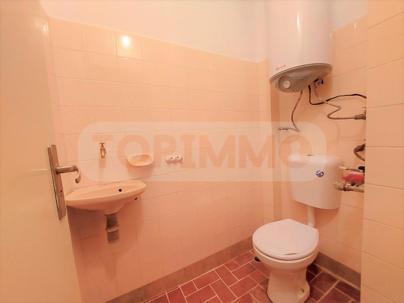 Da affittare  2 camere da letto Varna , Tsentar , 130 mq | 52237789 - Immagine [17]