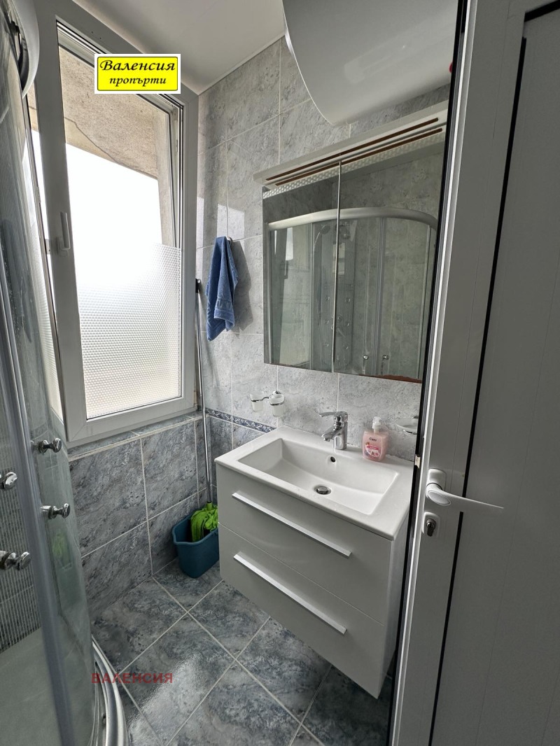 Дава под наем 4-СТАЕН, гр. Враца, Център, снимка 12 - Апартаменти - 53411525