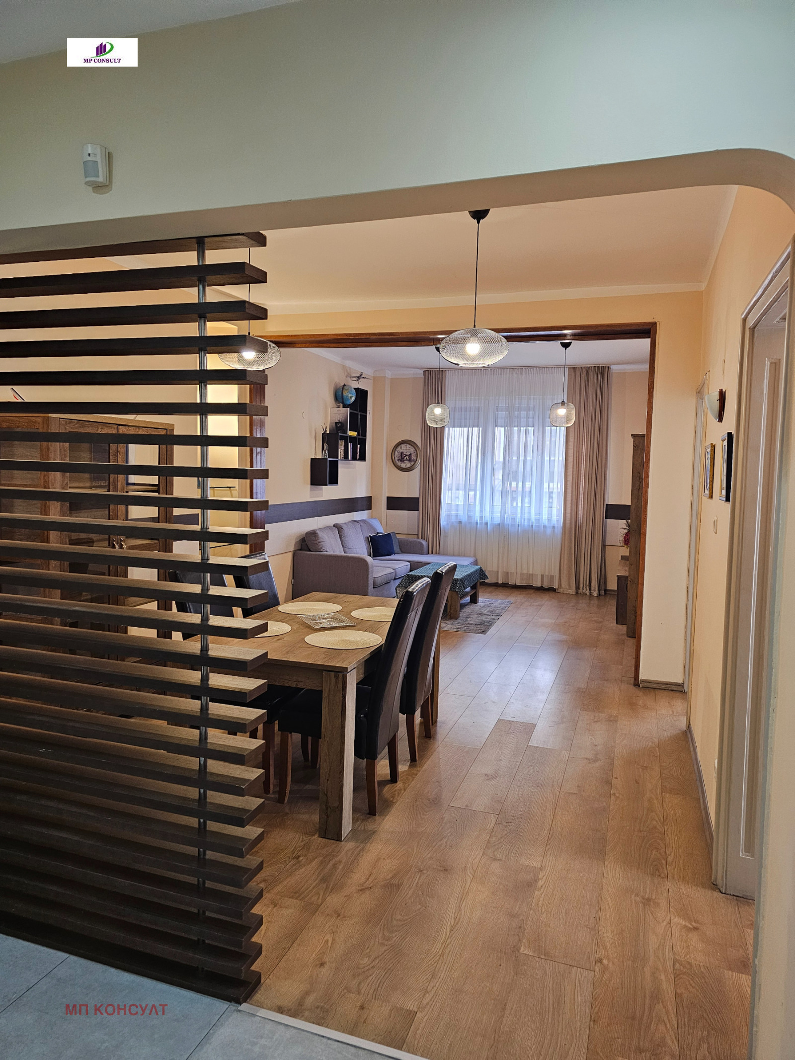 Дава под наем 3-СТАЕН, гр. София, Център, снимка 2 - Апартаменти - 53839629