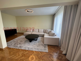 2 dormitorios Tsentar, Sofia