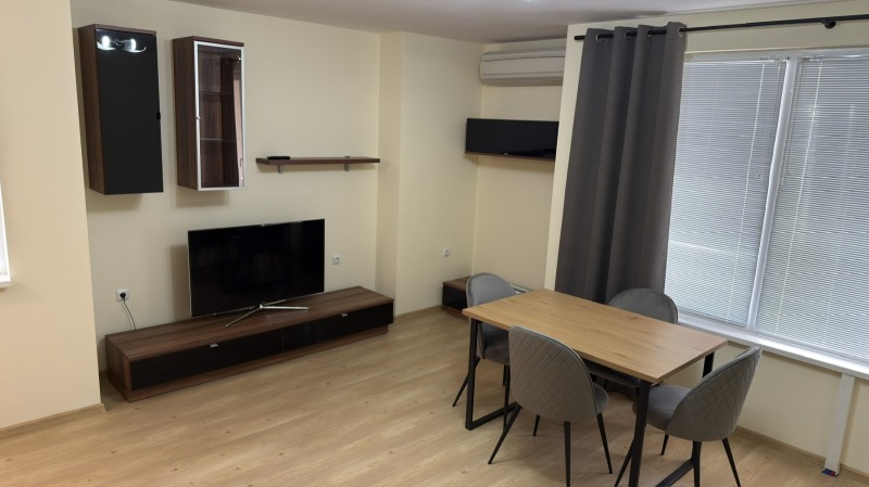 For Rent  1 bedroom Ruse , Tsentar , 77 sq.m | 35291746