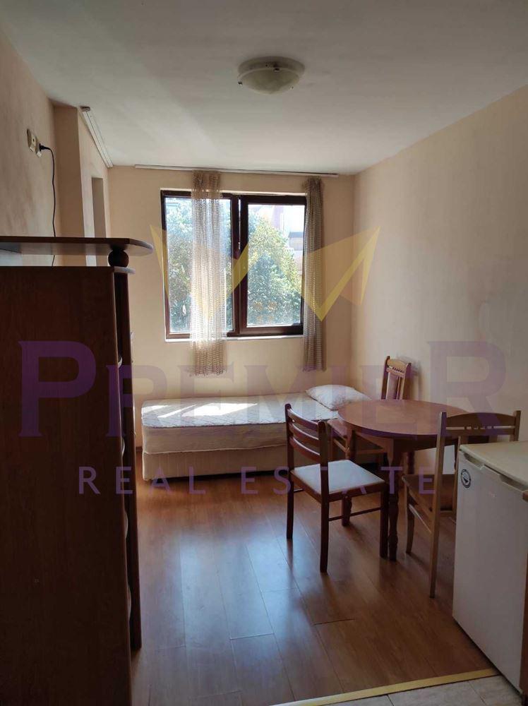 K pronájmu  1 ložnice Varna , Ljatno kino Trakija , 45 m2 | 92876645 - obraz [3]