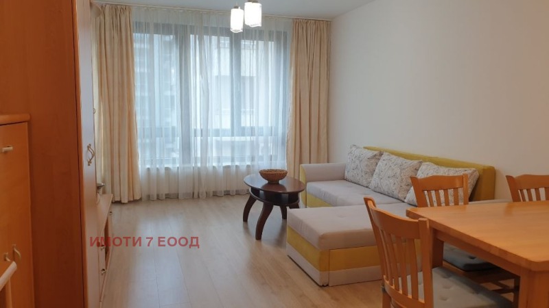 Дава под нем  2-стаен, град София, Студентски град •  565 EUR • ID 84004126 — holmes.bg - [1] 