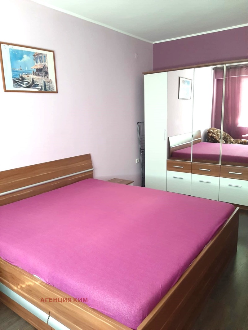 Zu vermieten  Studio Sofia , Druschba 1 , 45 qm | 58161672 - Bild [2]