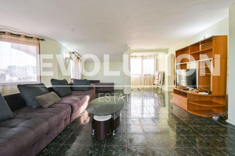 Дава под наем ЕТАЖ ОТ КЪЩА, гр. София, Надежда 4, снимка 2 - Етаж от къща - 53372415