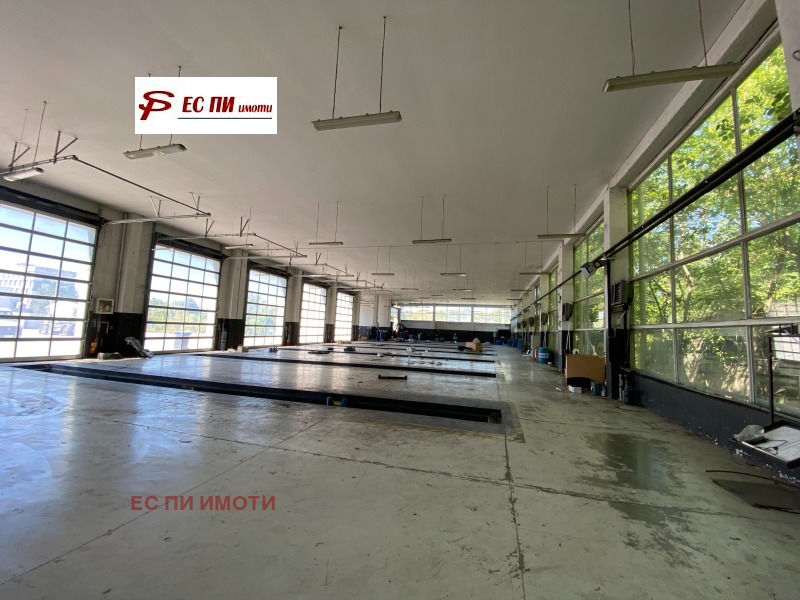 Zu vermieten  Industriegebäude Ruse , Promischlena zona - Iztok , 2037 qm | 68078634 - Bild [3]