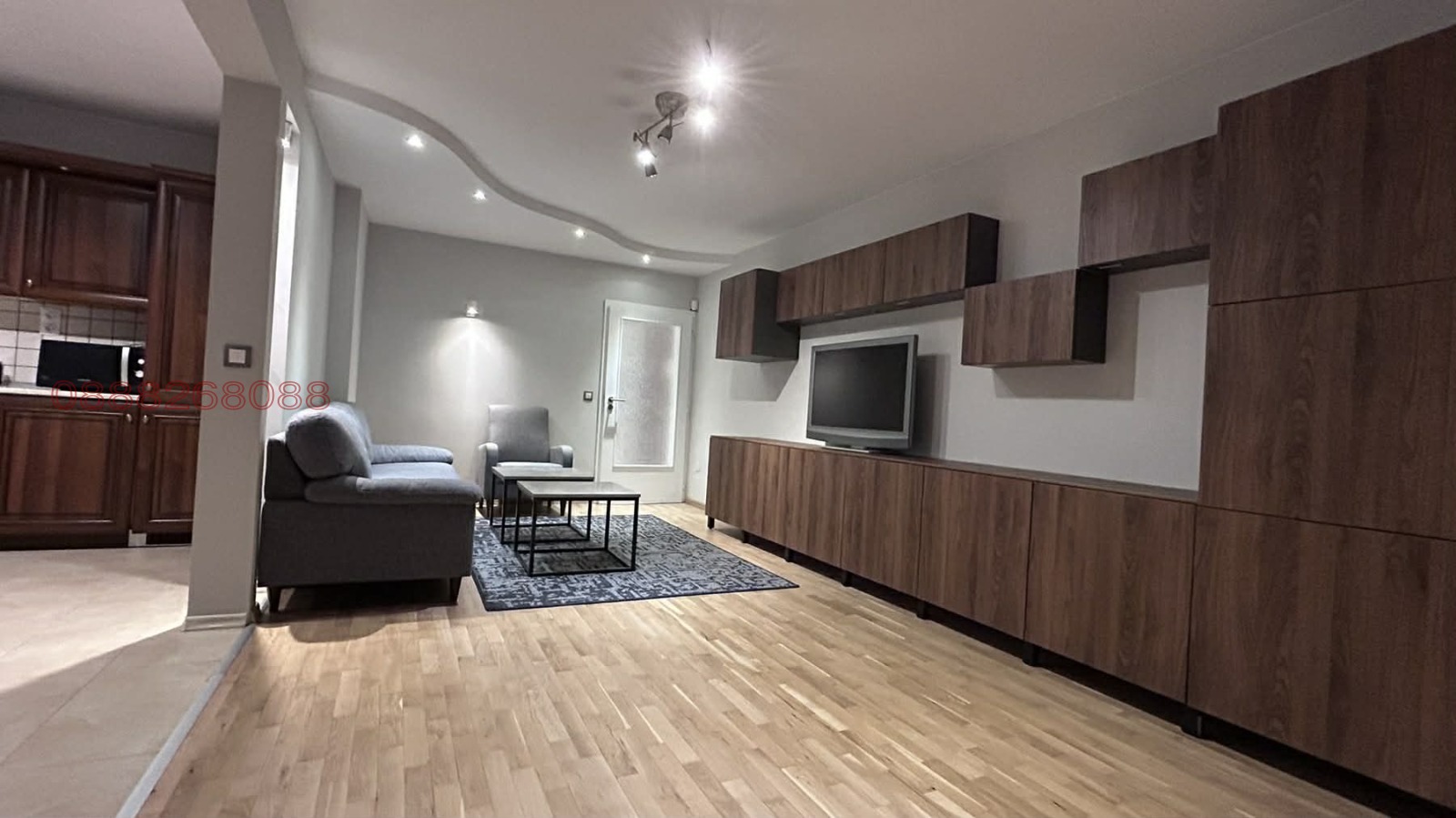 Дава под Наем 3-СТАЕН в град София, Център - 90 кв.м / 950 € » 1 858.04 лв.