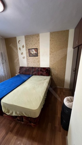 1 Schlafzimmer SchP Gara, Warna 3