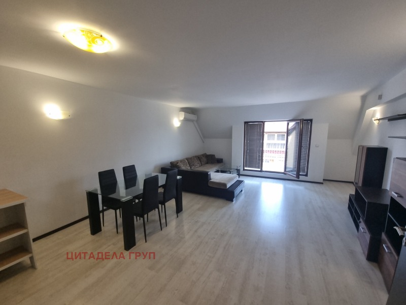 Издаје се  1 спаваћа соба Софија , Редута , 87 м2 | 99883016