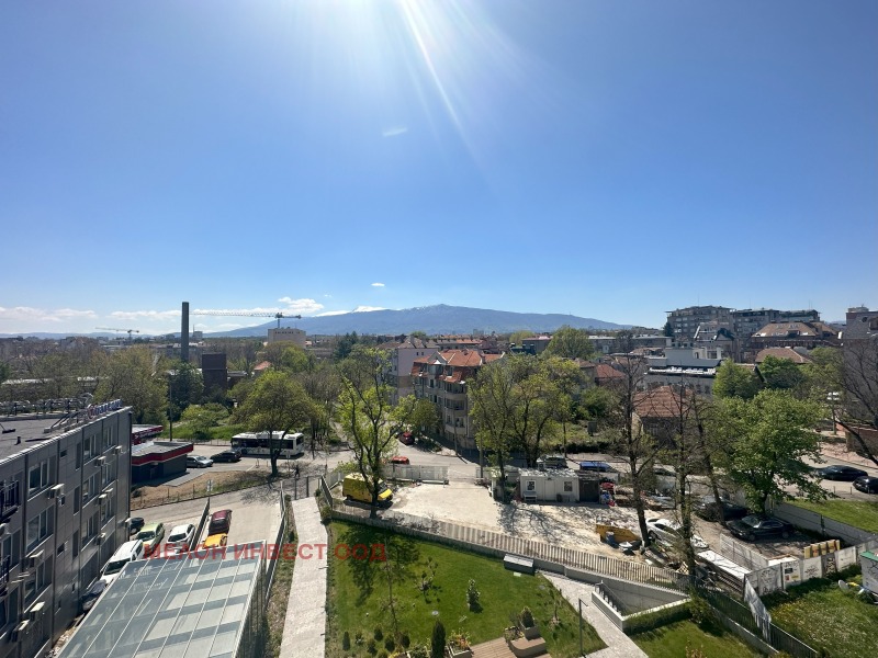 En renta  2 dormitorios Sofia , Oborishte , 130 metros cuadrados | 86326472