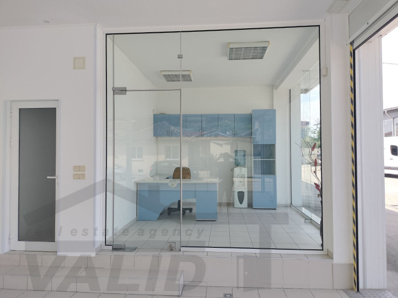 Kiralık  Mağaza Ruse , Centralen yujen rayon , 115 metrekare | 26596041 - görüntü [2]