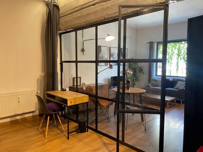 Издаје се  2 спаваће собе Софија , Центар , 60 м2 | 79452206 - слика [3]