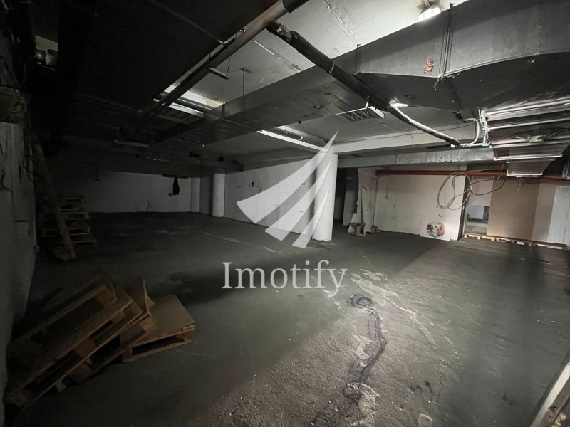 K pronájmu  Průmyslová budova Sofia , Družba 2 , 1420 m2 | 94399624 - obraz [10]