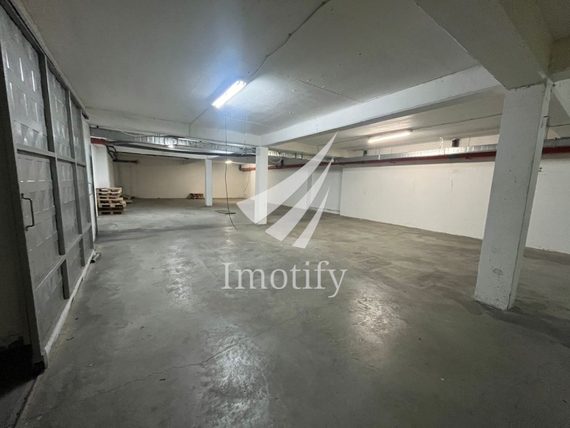 K pronájmu  Průmyslová budova Sofia , Družba 2 , 1420 m2 | 94399624 - obraz [2]
