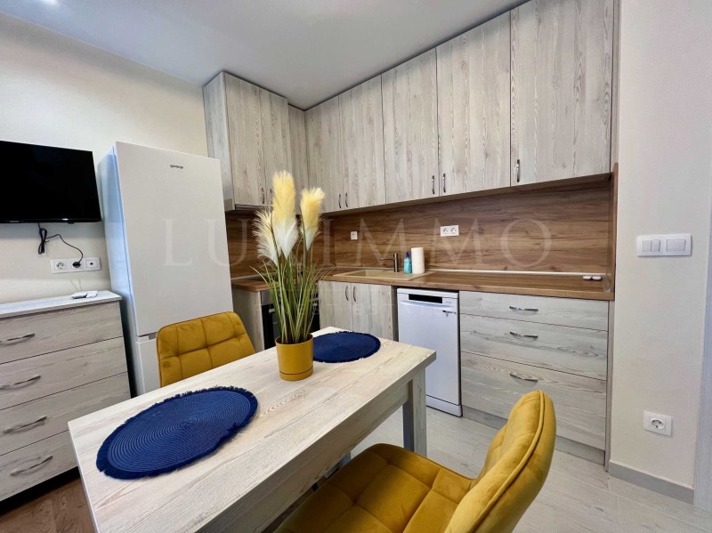 Te huur  Studio Sofia , Tsentar , 52 m² | 77623913 - afbeelding [2]