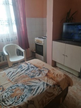 Szoba Druzsba 1, Sofia