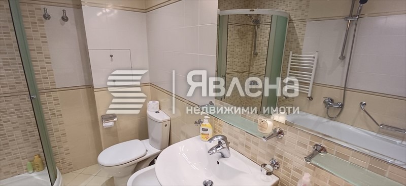 Дава под наем 4-СТАЕН, гр. София, Център, снимка 8 - Апартаменти - 55996266