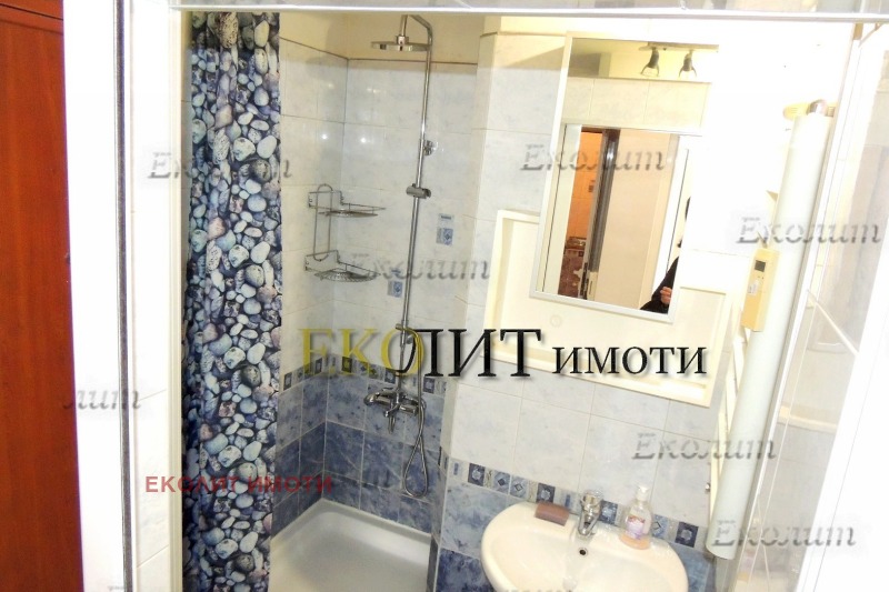 Дава под наем 2-СТАЕН, гр. София, Център, снимка 7 - Апартаменти - 52466571