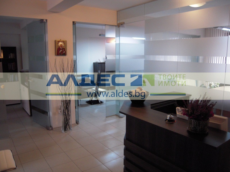Do wynajęcia  Biuro Sofia , Centar , 105 mkw | 56054697 - obraz [2]